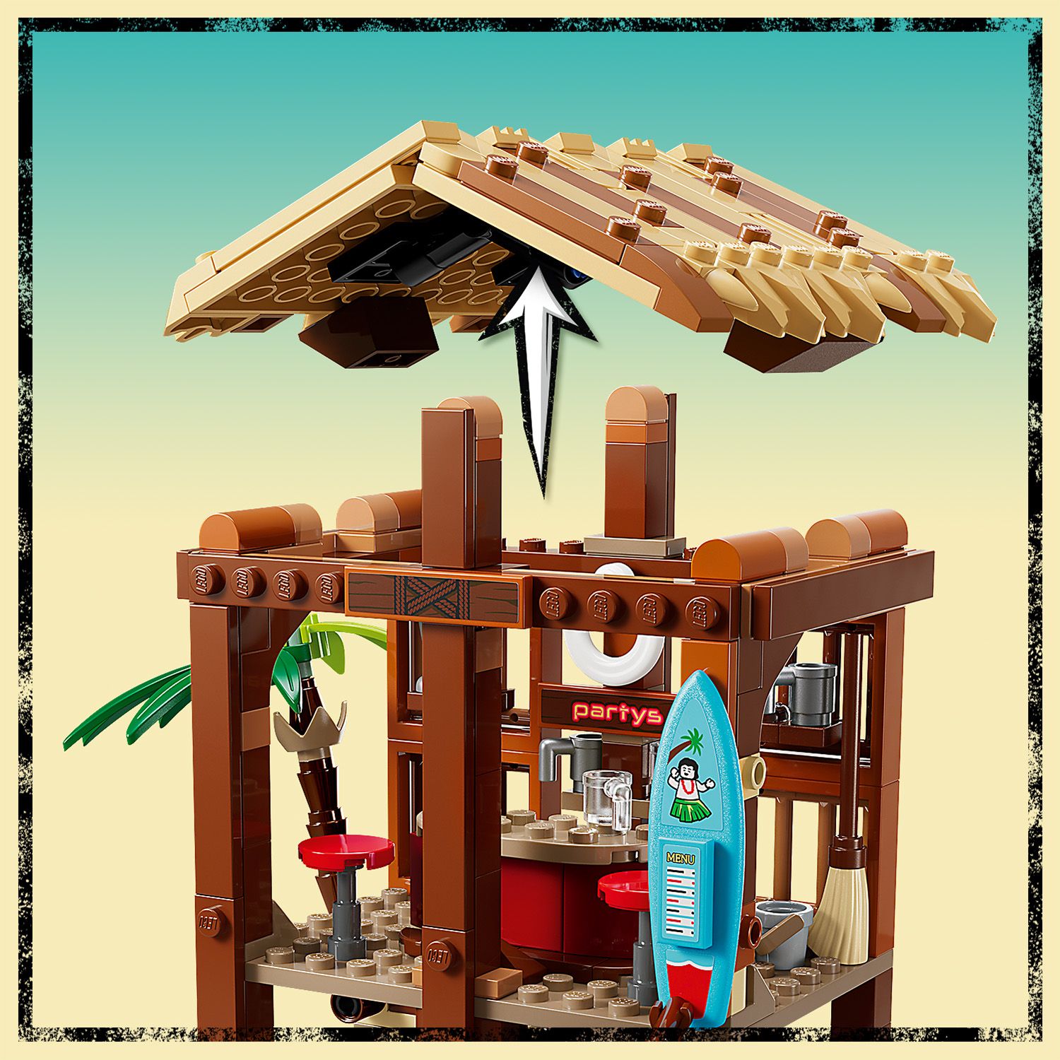 Braune LEGO Huette mit Strohdeckel, der durch weißen Pfeil nach oben abgehoben wird, mit Surfbrett und Barhockern.