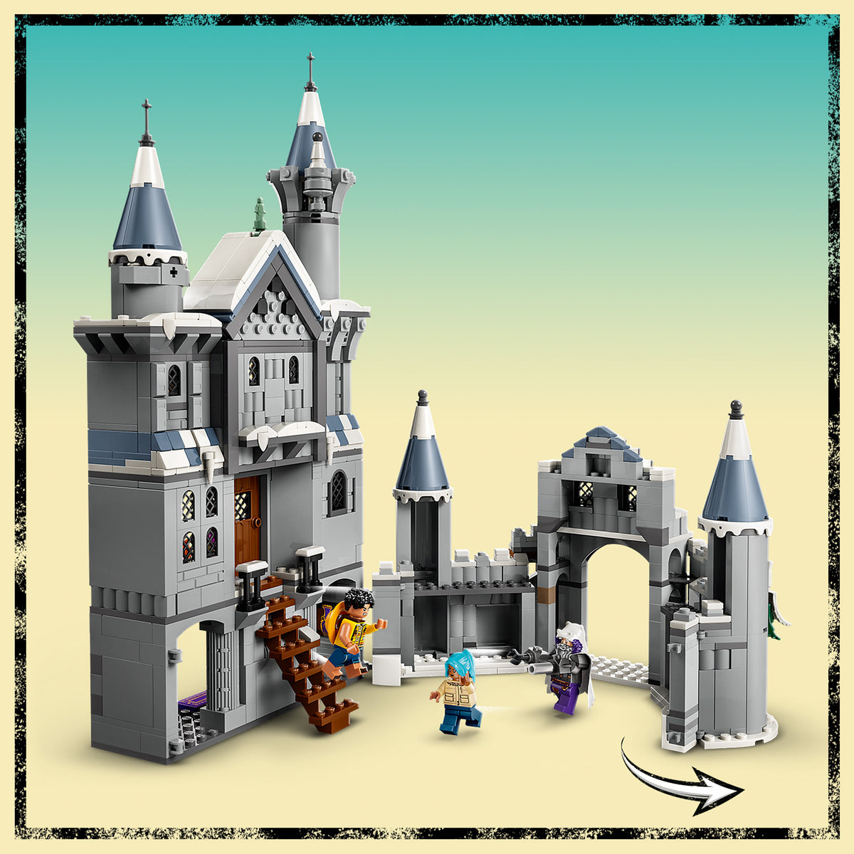 LEGO Set mit Schloss Drumm aus One Piece, bestehend aus einem mehrstöckigen Turm mit Treppe und einer Mauer mit Tor, davor drei Minifiguren in Kampfpose.